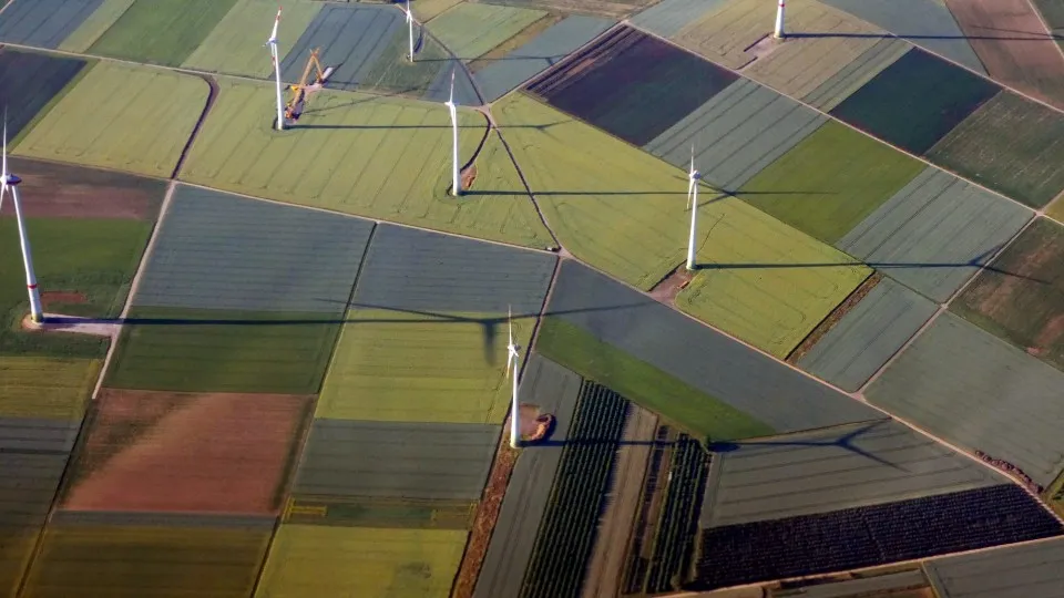 Ökostrom-Rekord in Deutschland trotz langsamen Netzausbau